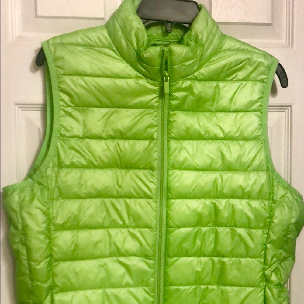 NWOT— Be Inspired packable down vest